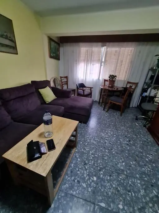 Habitación en casa particular Glenys Apartamento Málaga